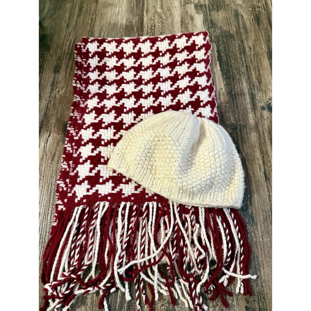 Banana Republic Wool Fringe Scarf Burgundy & Ivory, So Patricia Wool Hat Set￼